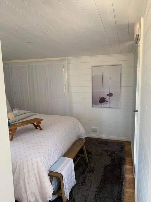 The Wandering Duck - Heritage Tiny House Strahan Exterior foto